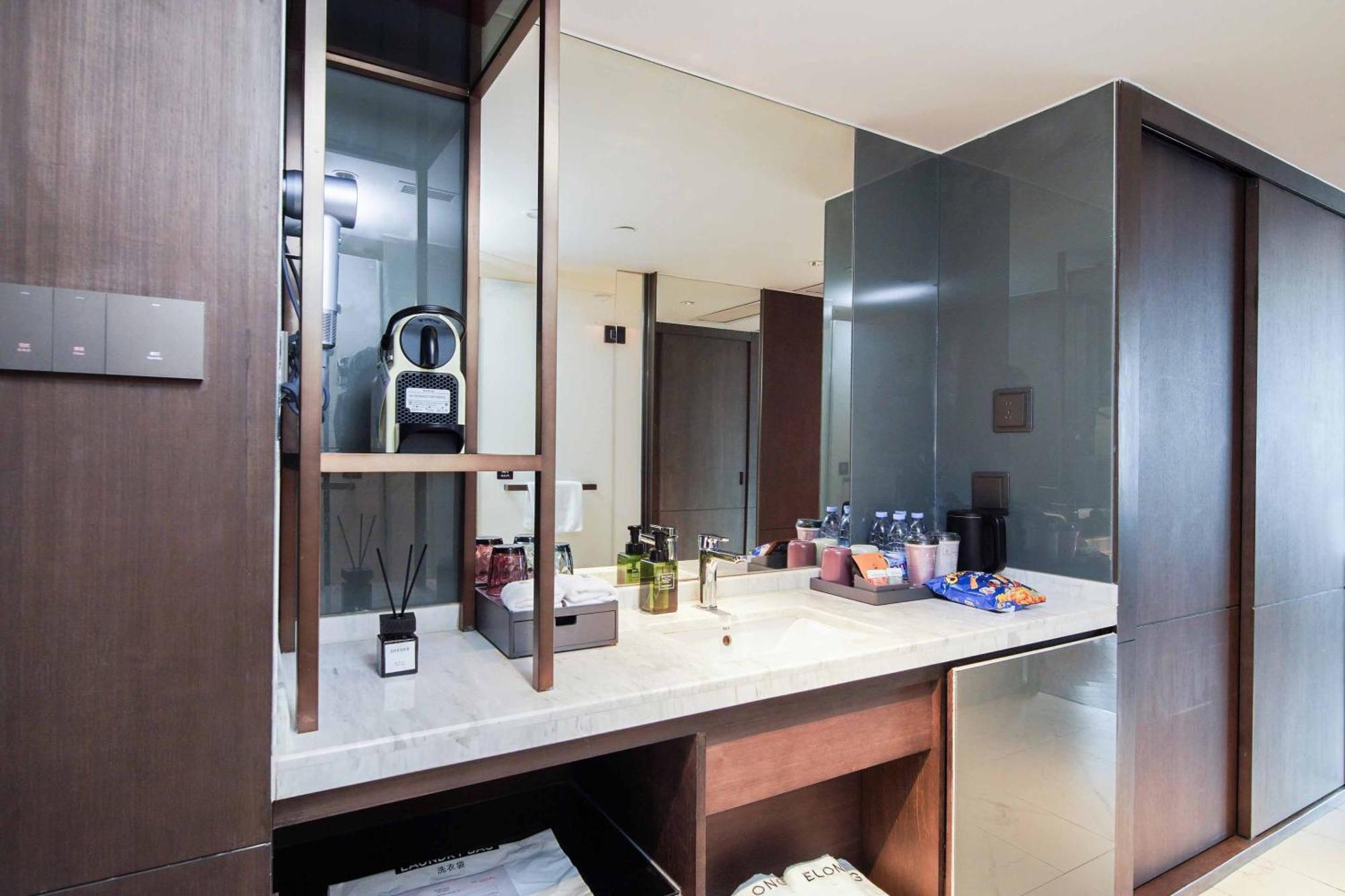 Imperial Traders Elong Hotel - Free Shuttle Bus To Canton Fair Complex & Overseas Buyer Registration Services Εξωτερικό φωτογραφία